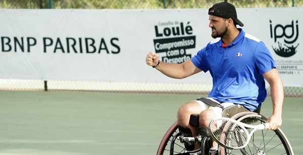 Rencontre avec Guilhem Laget, numéro 2 français du tennis-fauteuil