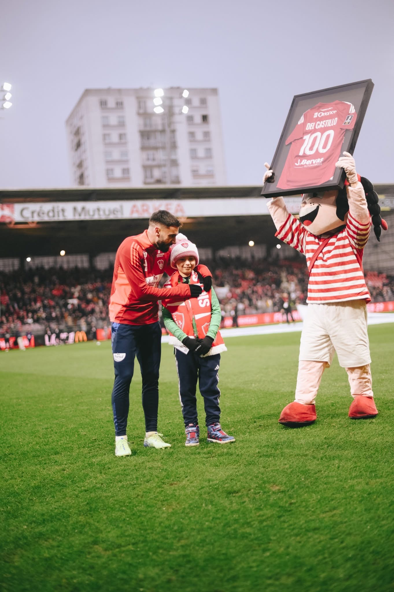 À 8 ans, Ewan combat la maladie au cœur du Stade Brestois