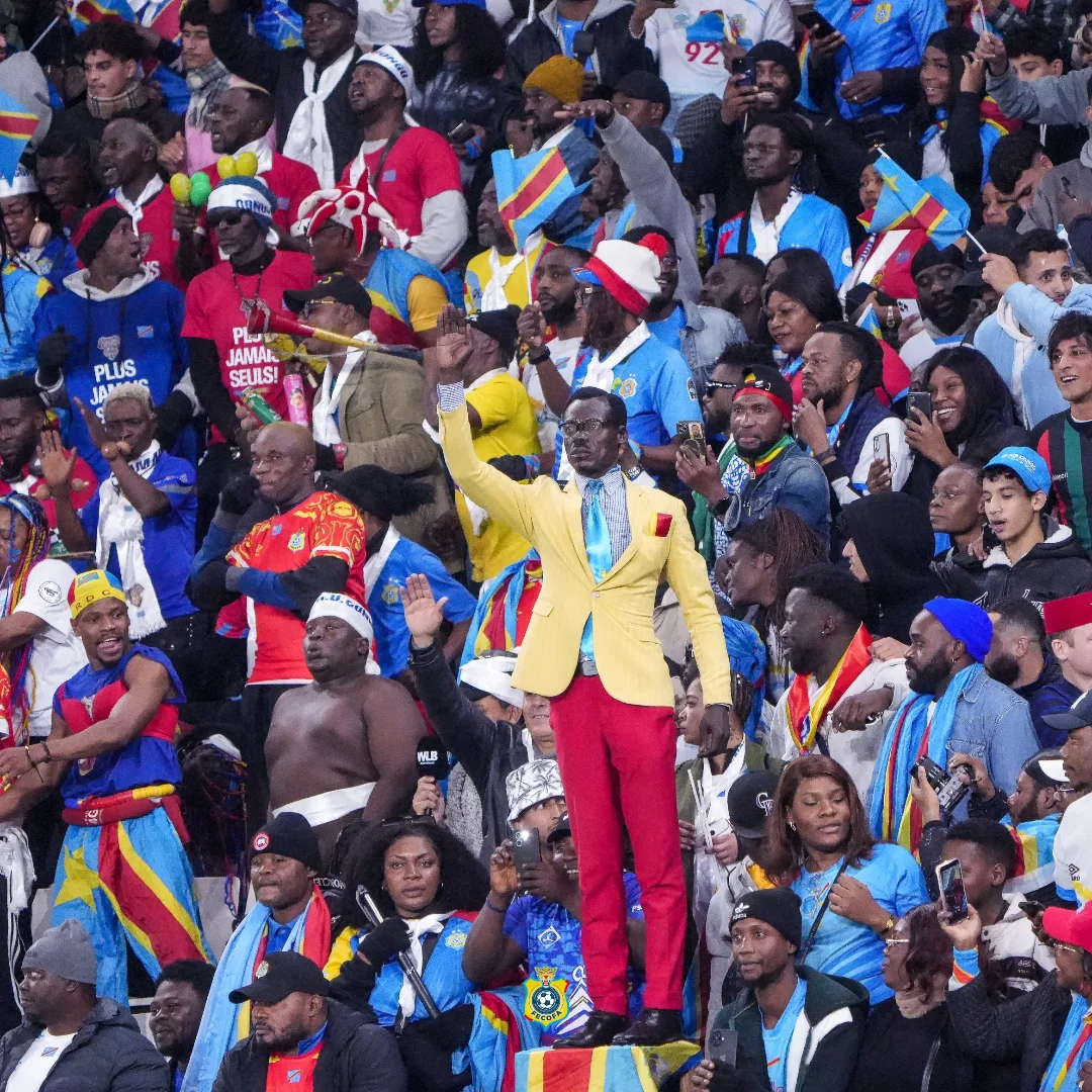 Ce fan de la République démocratique du Congo devient une icône