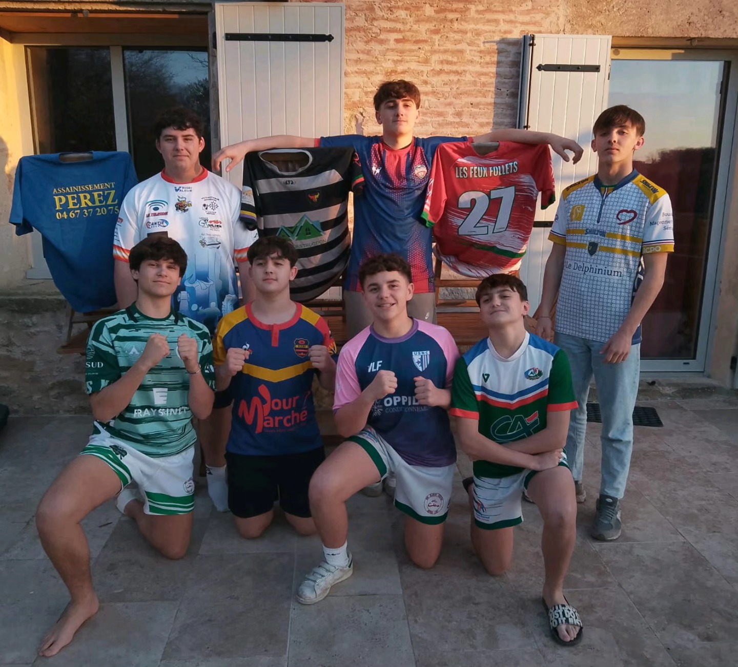 Des jeunes rugbymen parcourent 370 kilomètres pour aider un village sinistré par les inondations