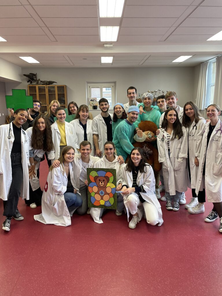 L’Hôpital des Nounours : soigner sans effrayer les enfants